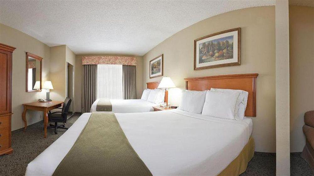 Holiday Inn Express Hotel & Suites Lawton-Fort Sill By Ihg Екстериор снимка
