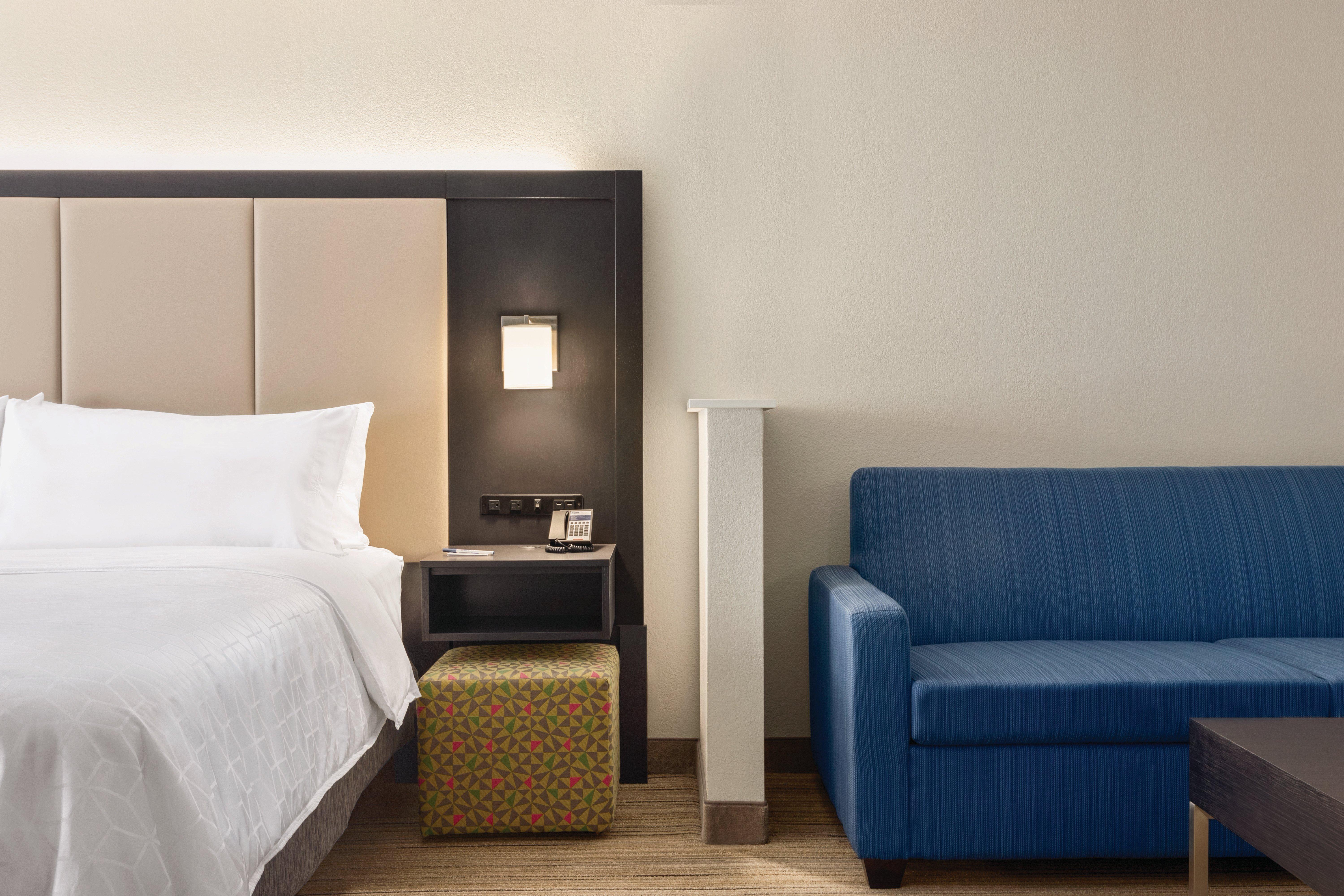 Holiday Inn Express Hotel & Suites Lawton-Fort Sill By Ihg Екстериор снимка