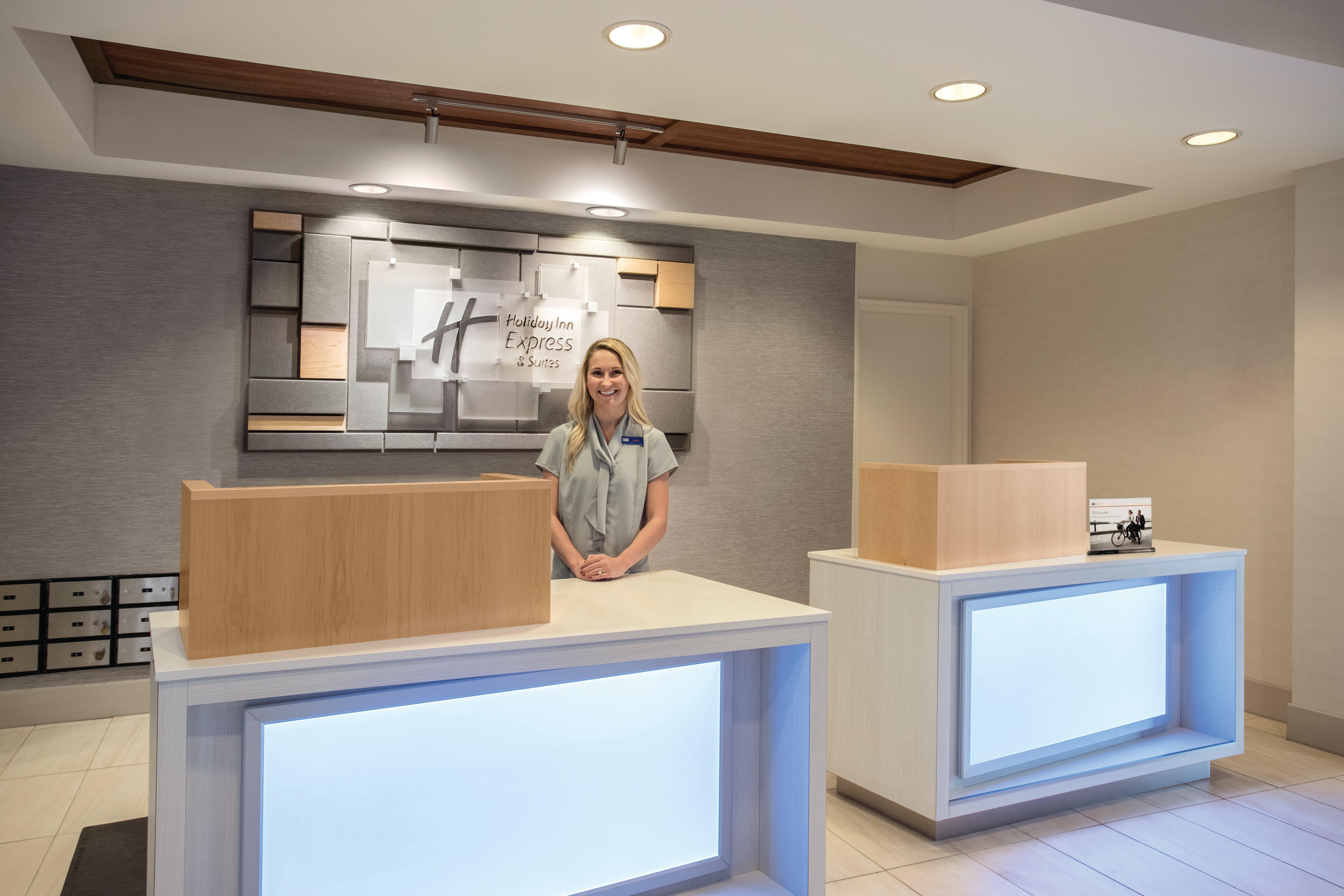Holiday Inn Express Hotel & Suites Lawton-Fort Sill By Ihg Екстериор снимка