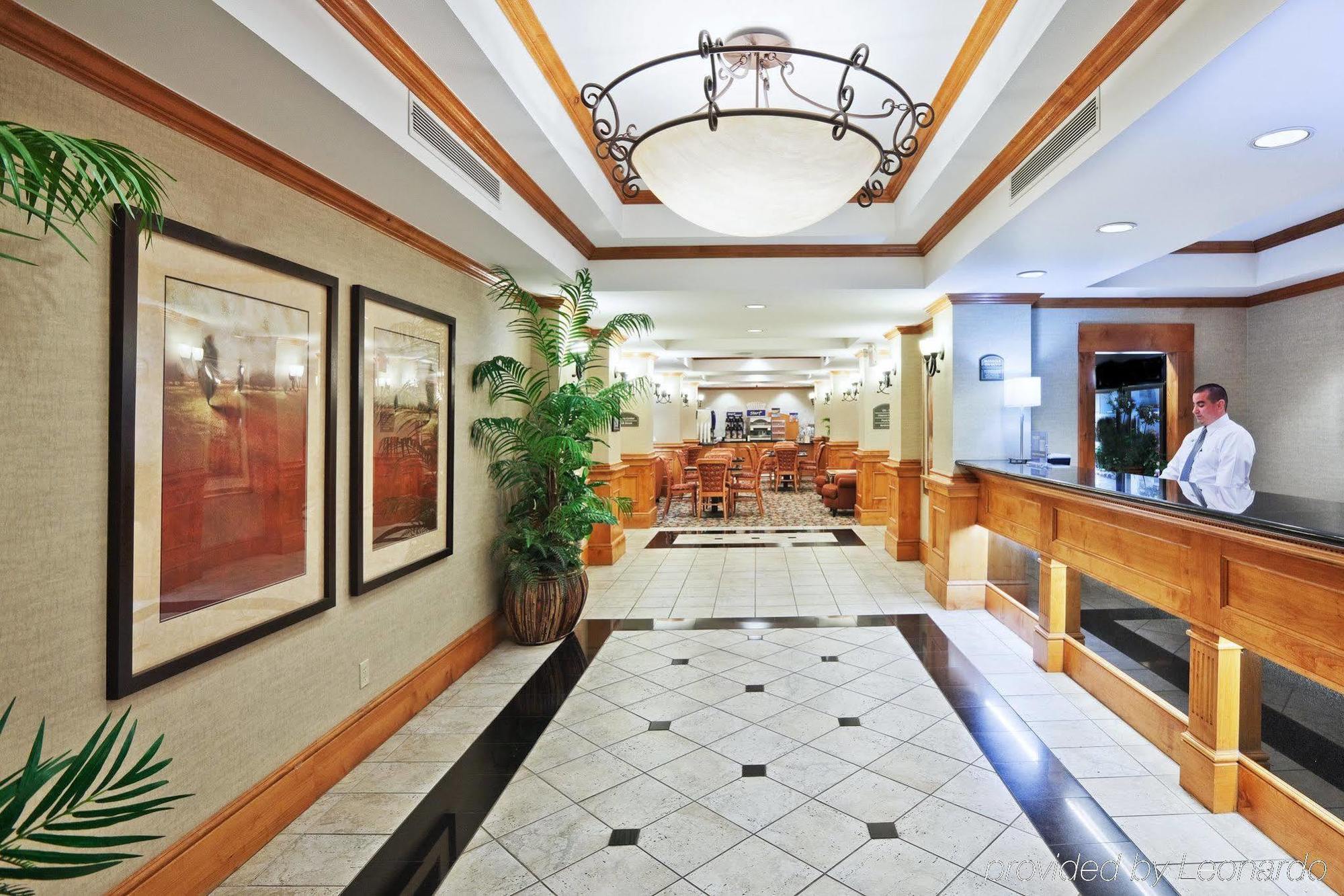 Holiday Inn Express Hotel & Suites Lawton-Fort Sill By Ihg Интериор снимка