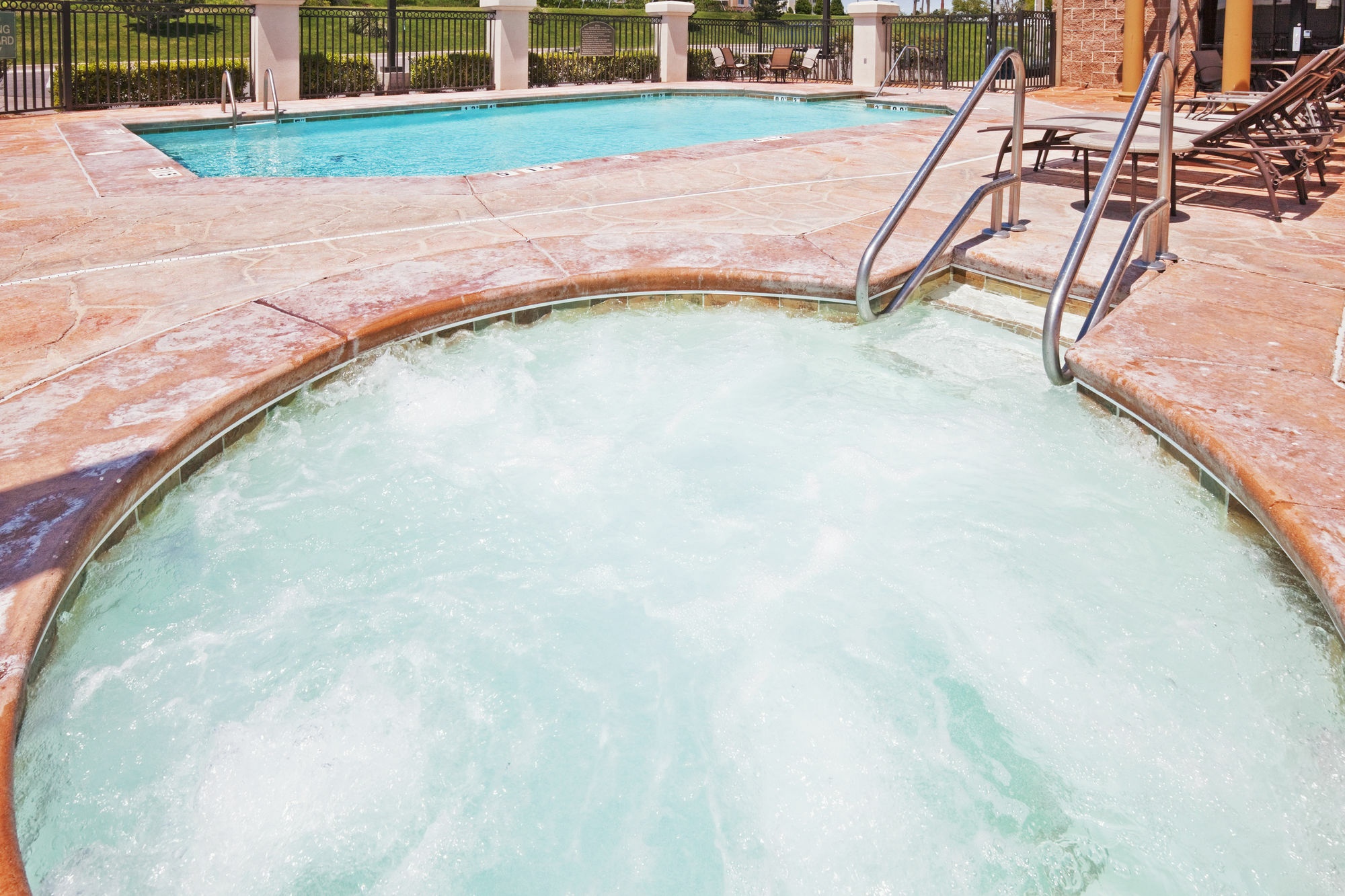 Holiday Inn Express Hotel & Suites Lawton-Fort Sill By Ihg Съоръжения снимка