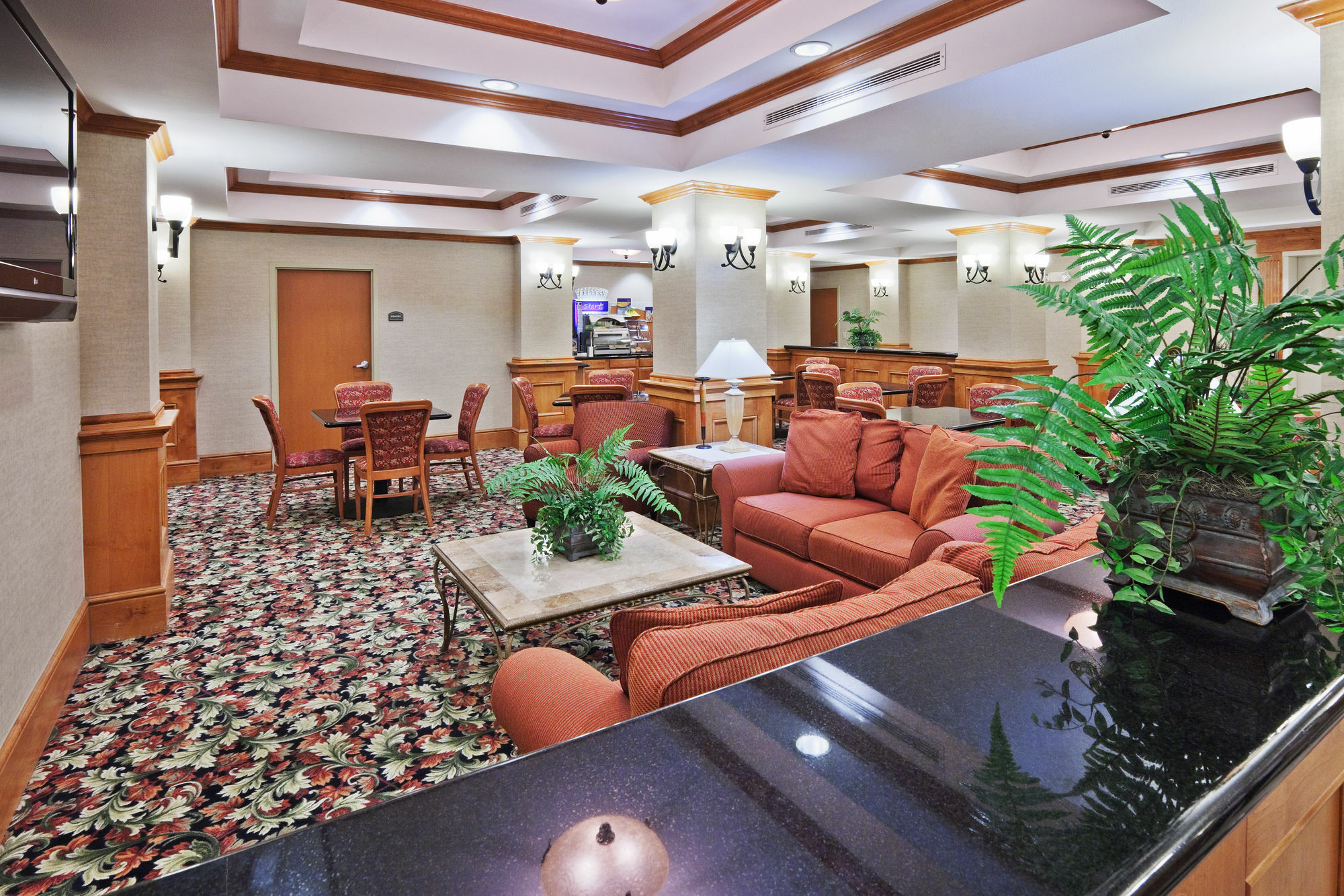 Holiday Inn Express Hotel & Suites Lawton-Fort Sill By Ihg Екстериор снимка